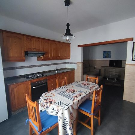 Yaramar Apartman Orzola Szoba fotó